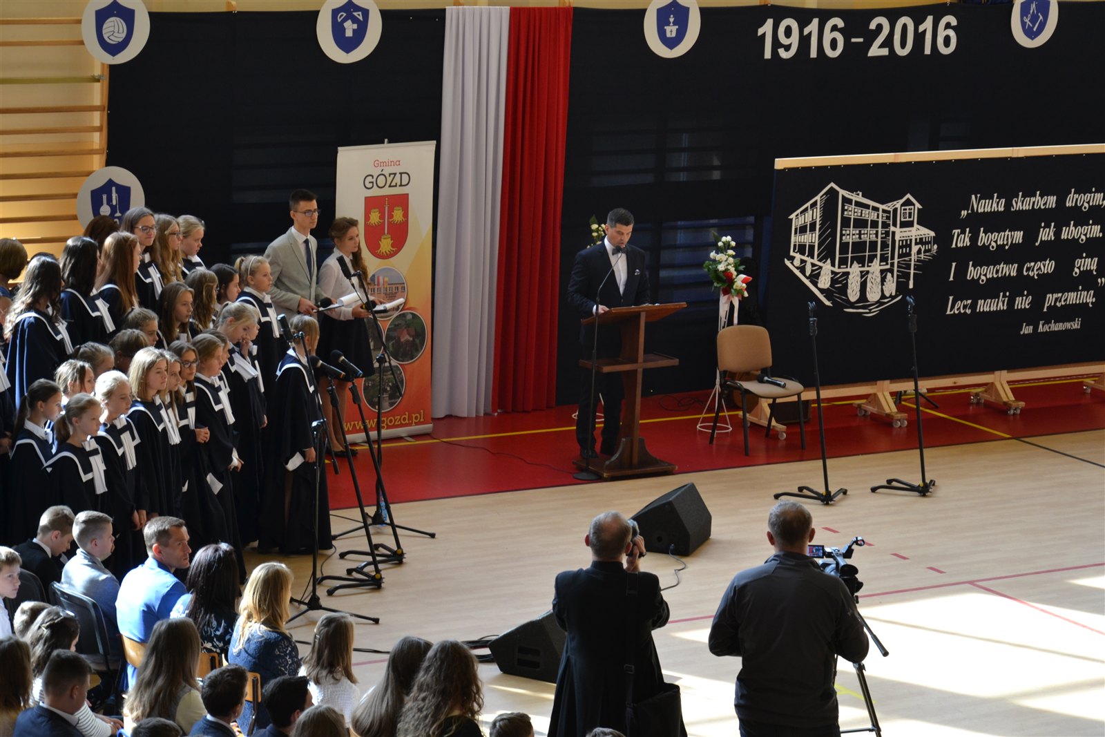 Uroczystość szkolna z obsługą techniczną